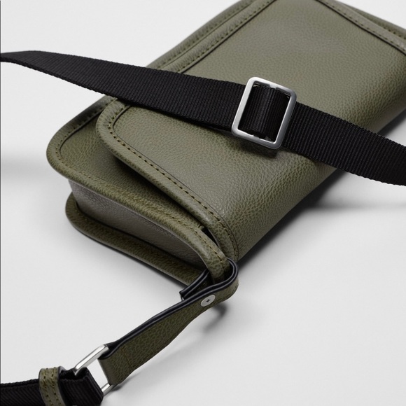 Beautiful Olive Colored Man Cross Body Bag To Take Your Casual Look Even Higher. - Picture 1 of 5